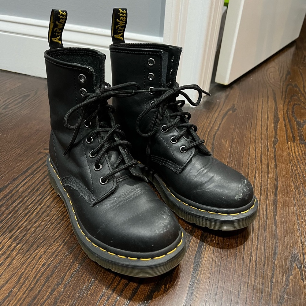 Dr. Martens 1460 Women’s boots
